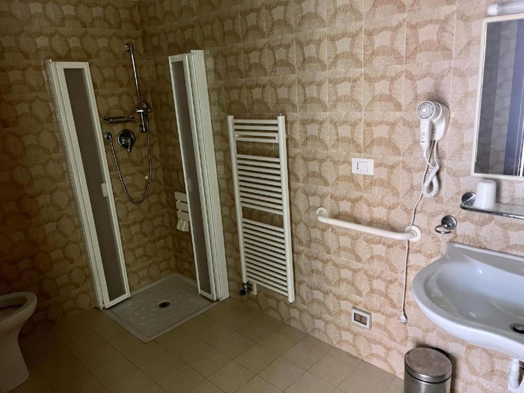 Hotel & Residence Stella Maris Pietra Ligure Ngoại thất bức ảnh